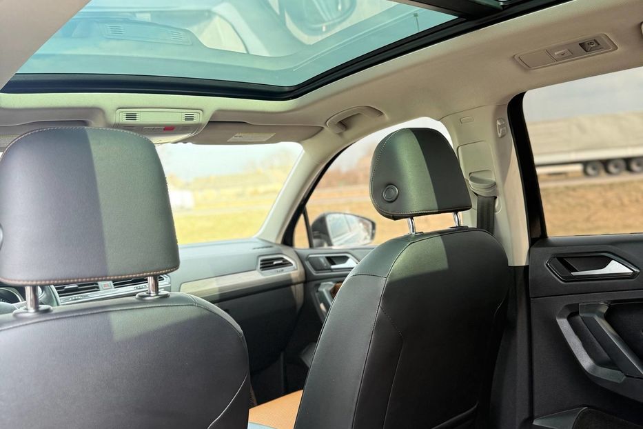 Продам Volkswagen Tiguan Allspace 2018 года в Львове