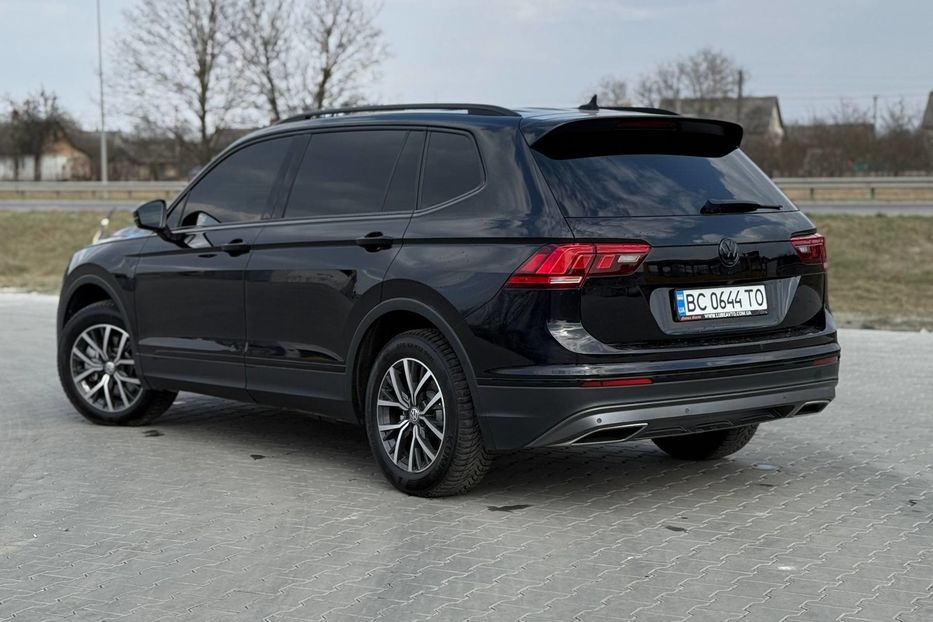 Продам Volkswagen Tiguan Allspace 2018 года в Львове
