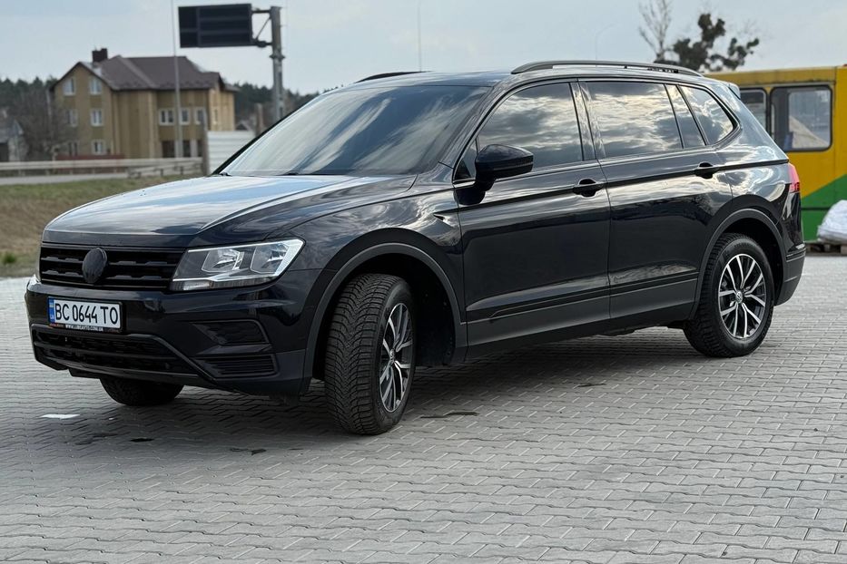 Продам Volkswagen Tiguan Allspace 2018 года в Львове