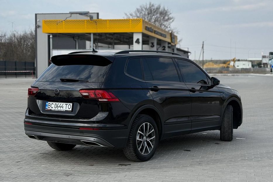 Продам Volkswagen Tiguan Allspace 2018 года в Львове