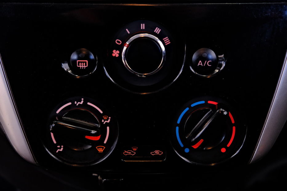 Продам Nissan Versa Note SR 2017 года в Одессе