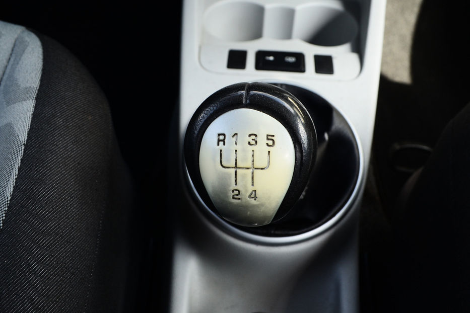 Продам Skoda Fabia 1.4 MT (86 к.с.) 2008 года в Киеве