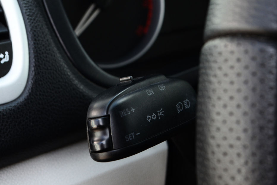 Продам Skoda Fabia 1.4 MT (86 к.с.) 2008 года в Киеве