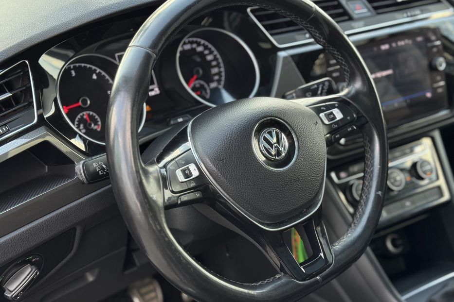 Продам Volkswagen Touran (COMIS) 2018 года в г. Умань, Черкасская область