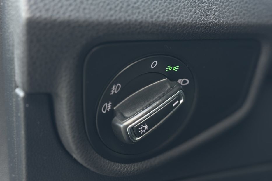 Продам Volkswagen Touran (COMIS) 2018 года в г. Умань, Черкасская область