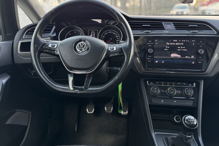 Продам Volkswagen Touran (COMIS) 2018 года в г. Умань, Черкасская область