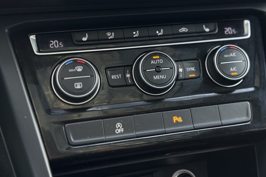 Продам Volkswagen Touran (COMIS) 2018 года в г. Умань, Черкасская область