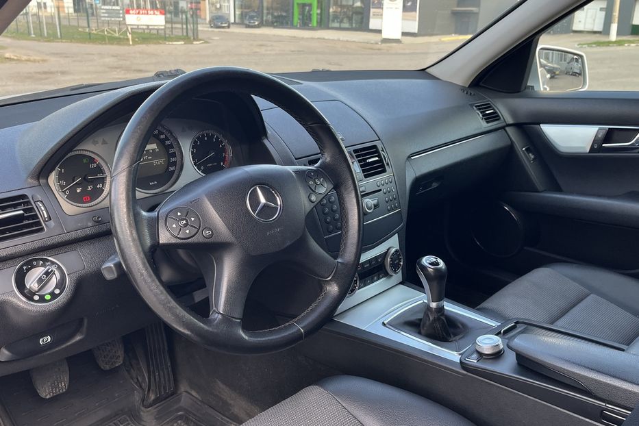 Продам Mercedes-Benz C-Class С180 Kompressor 2009 года в Николаеве