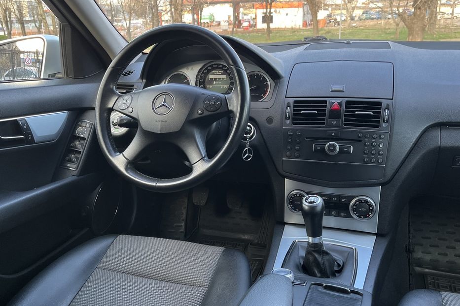 Продам Mercedes-Benz C-Class С180 Kompressor 2009 года в Николаеве