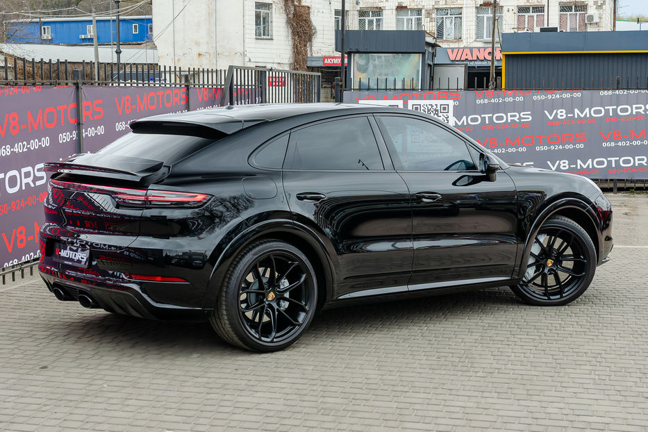 Продам Porsche Cayenne Coupe Turbo 2023 года в Киеве