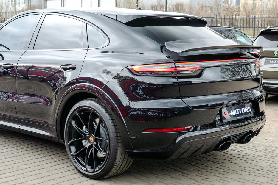 Продам Porsche Cayenne Coupe Turbo 2023 года в Киеве