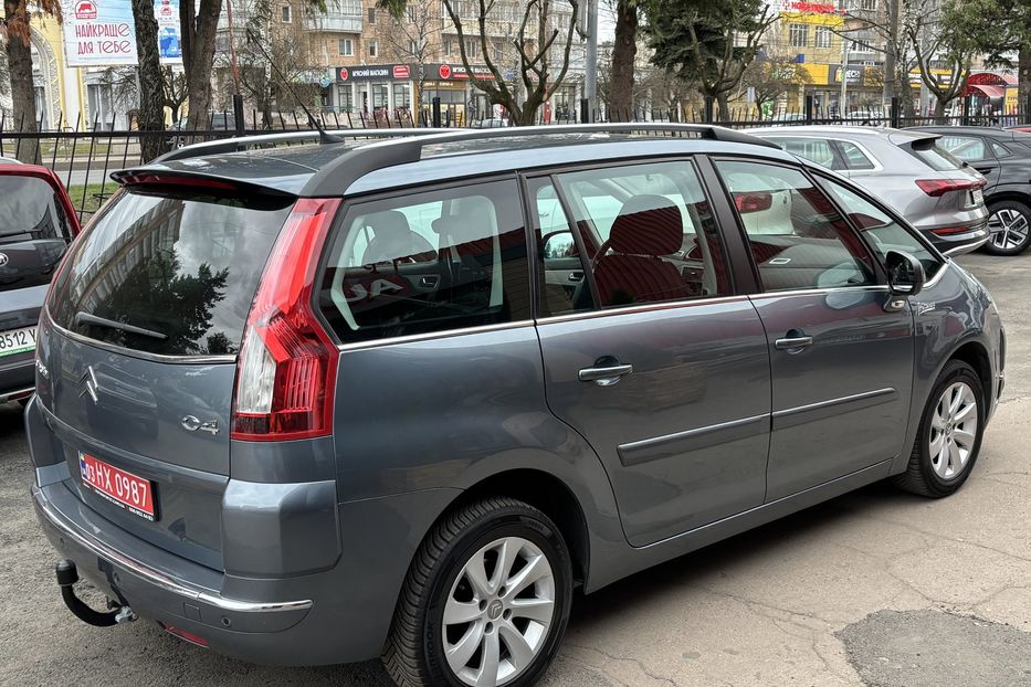 Продам Citroen Grand C4 Picasso 2010 года в Житомире