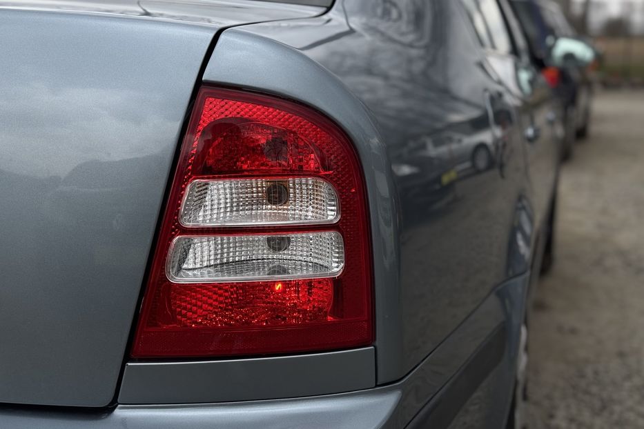 Продам Skoda Octavia Tour COMIS  2003 года в г. Умань, Черкасская область