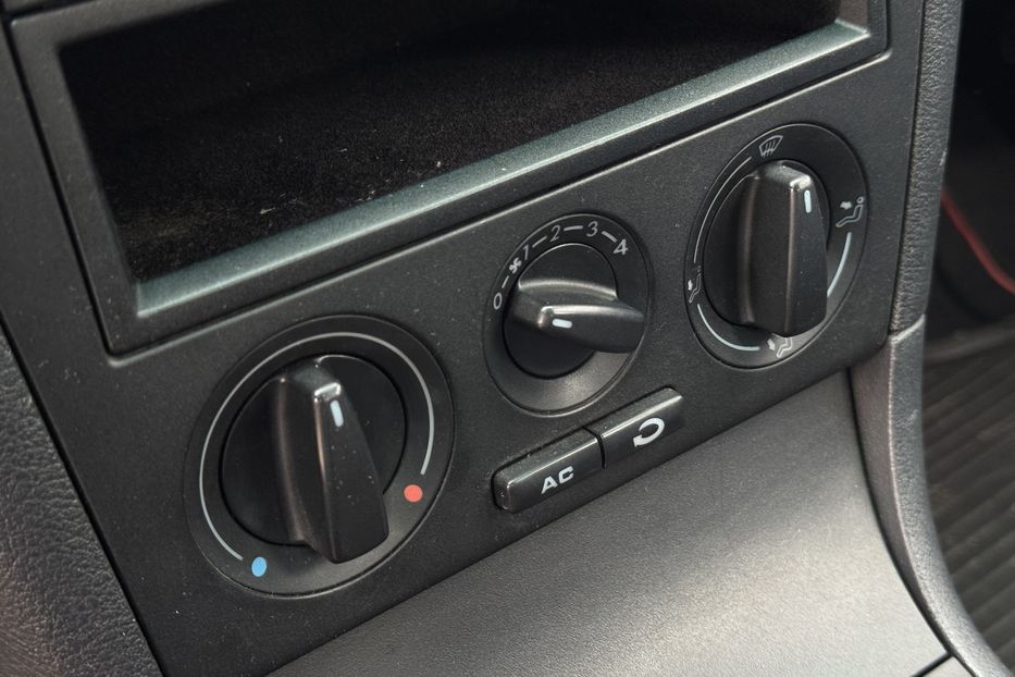 Продам Skoda Octavia Tour COMIS  2003 года в г. Умань, Черкасская область