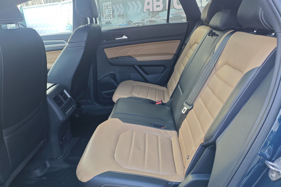 Продам Volkswagen Atlas 3.6 FSI AT (276 к.с.) 4Motion  2021 года в Киеве