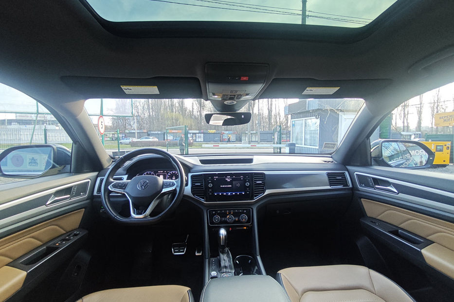 Продам Volkswagen Atlas 3.6 FSI AT (276 к.с.) 4Motion  2021 года в Киеве