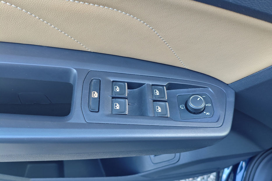 Продам Volkswagen Atlas 3.6 FSI AT (276 к.с.) 4Motion  2021 года в Киеве