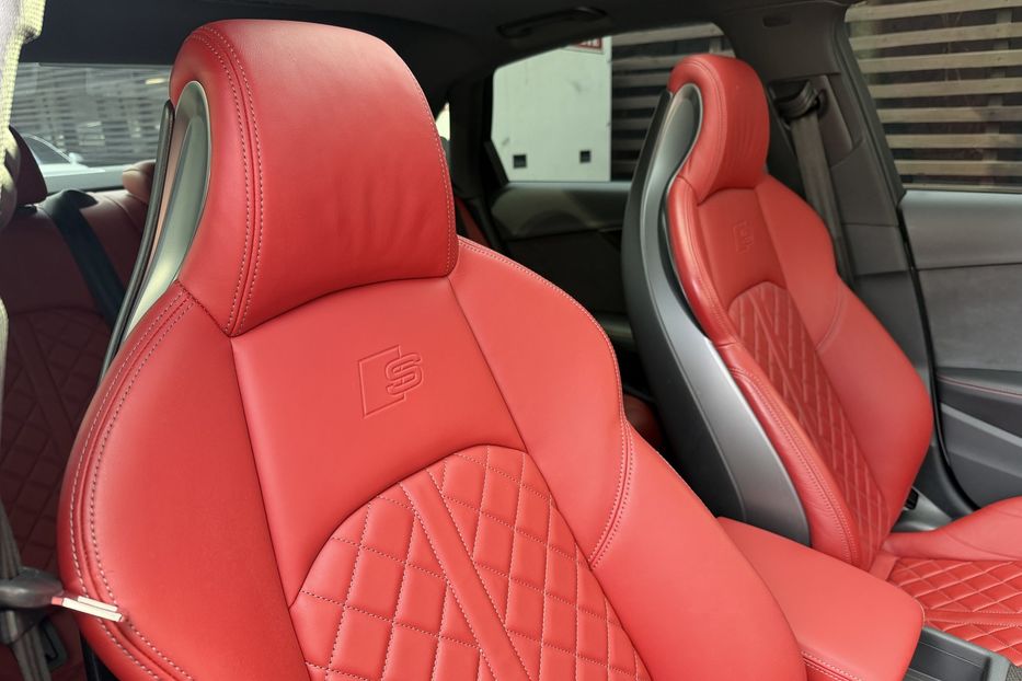 Продам Audi S4 3.0 TFSI Quattro Premium Plus 2023 года в Киеве