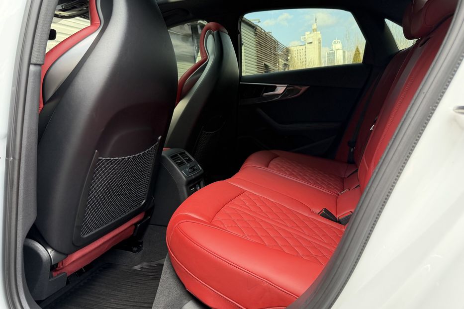 Продам Audi S4 3.0 TFSI Quattro Premium Plus 2023 года в Киеве