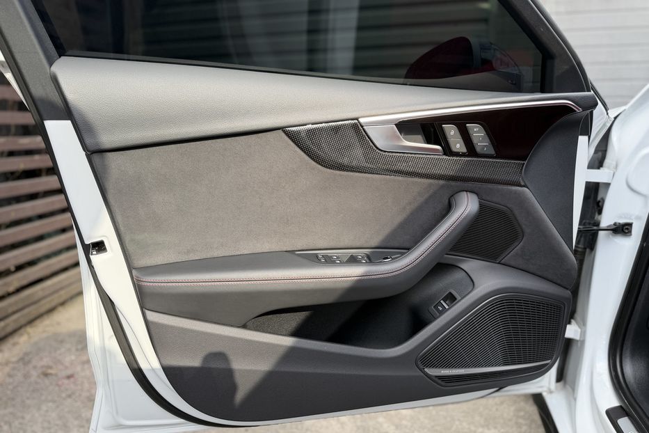 Продам Audi S4 3.0 TFSI Quattro Premium Plus 2023 года в Киеве