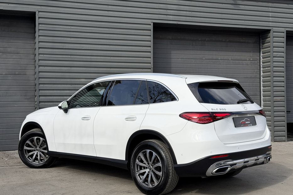 Продам Mercedes-Benz GLC-Class 300 4Matic Avangarde 2024 года в Киеве