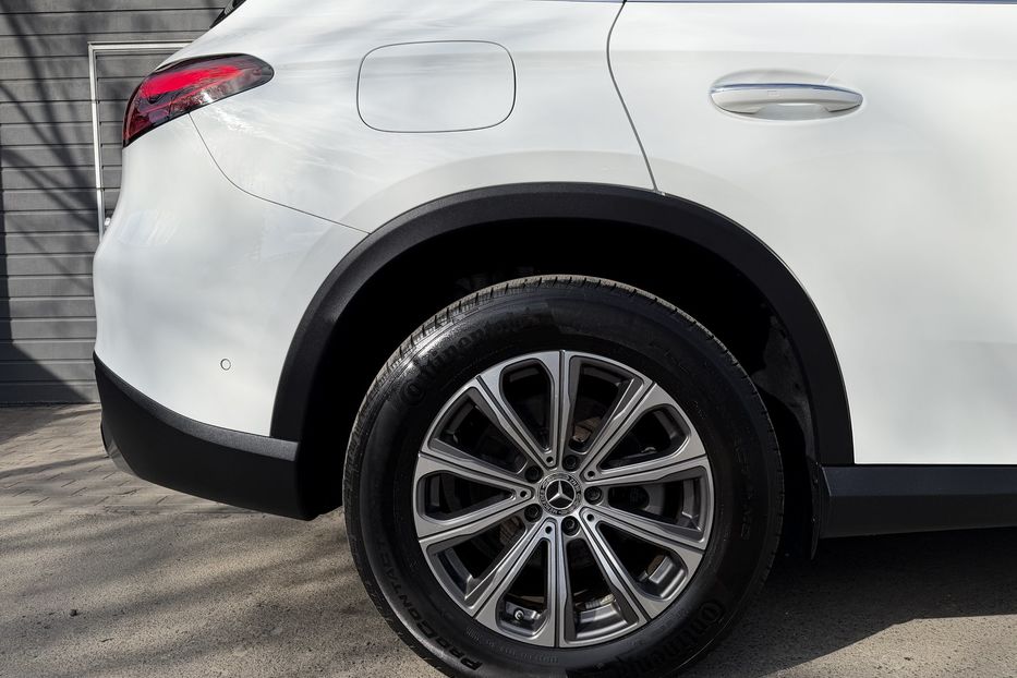 Продам Mercedes-Benz GLC-Class 300 4Matic Avangarde 2024 года в Киеве