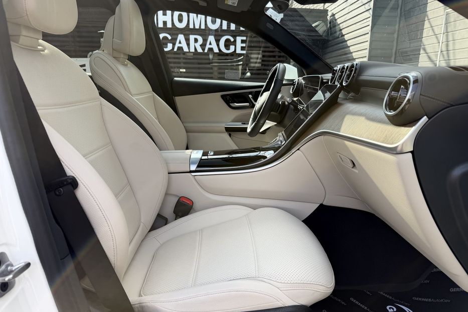 Продам Mercedes-Benz GLC-Class 300 4Matic Avangarde 2024 года в Киеве
