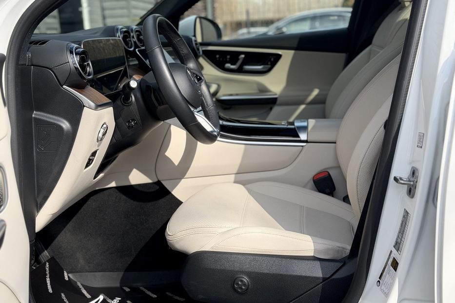 Продам Mercedes-Benz GLC-Class 300 4Matic Avangarde 2024 года в Киеве