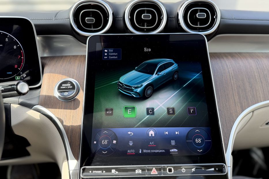 Продам Mercedes-Benz GLC-Class 300 4Matic Avangarde 2024 года в Киеве