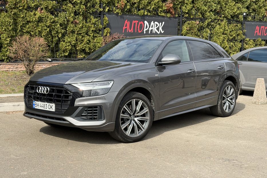Продам Audi Q8 50 tdi 2019 года в Киеве