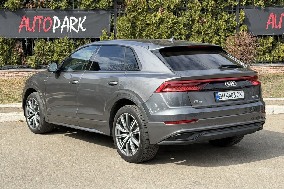 Продам Audi Q8 50 tdi 2019 года в Киеве