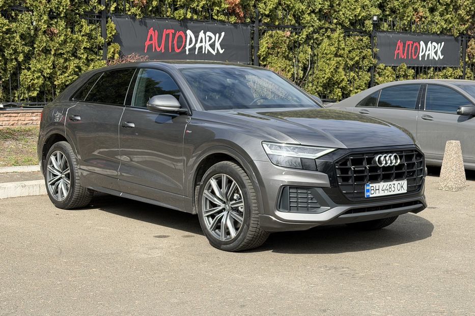 Продам Audi Q8 50 tdi 2019 года в Киеве
