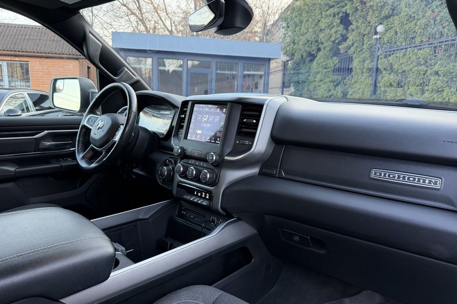 Продам Dodge RAM 3.6 BIGHORN 2019 года в Киеве