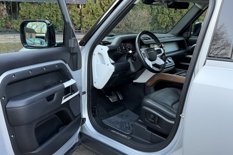 Продам Land Rover Defender P 400 HSE 2020 года в Киеве