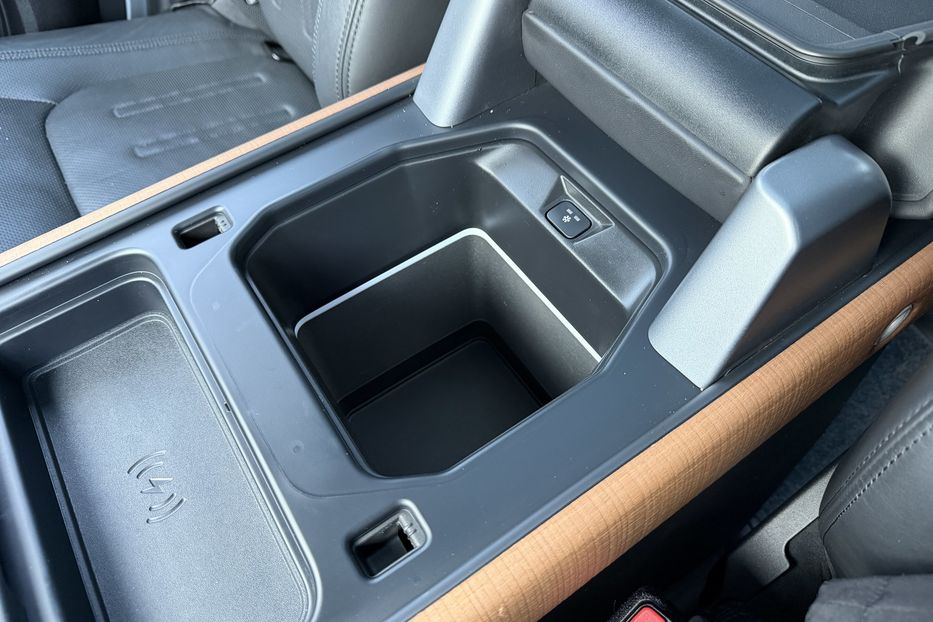 Продам Land Rover Defender P 400 HSE 2020 года в Киеве