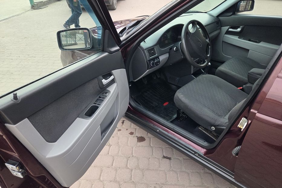 Продам ВАЗ Приора 2171 2011 года в Львове