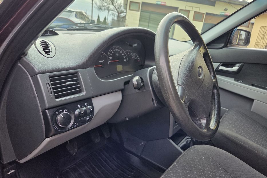 Продам ВАЗ Приора 2171 2011 года в Львове