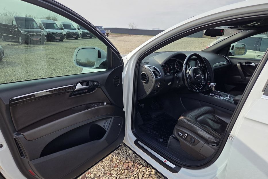 Продам Audi Q7 S-line 2014 года в Львове