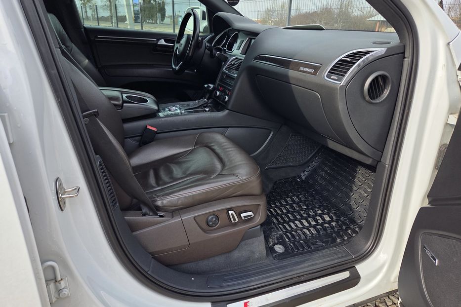Продам Audi Q7 S-line 2014 года в Львове