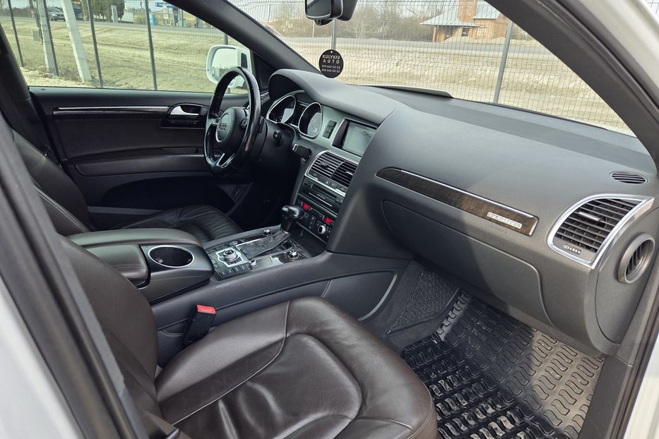 Продам Audi Q7 S-line 2014 года в Львове