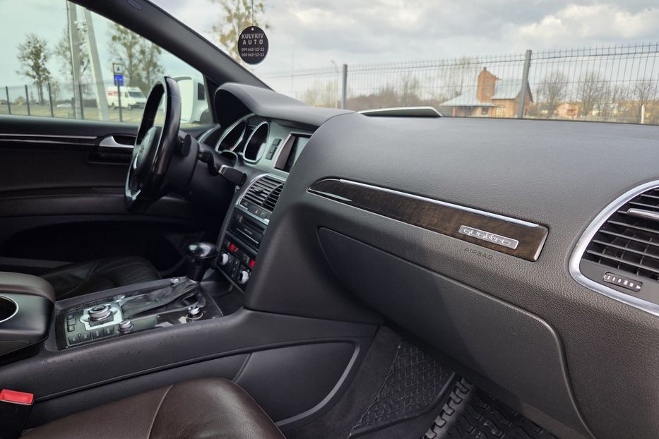 Продам Audi Q7 S-line 2014 года в Львове