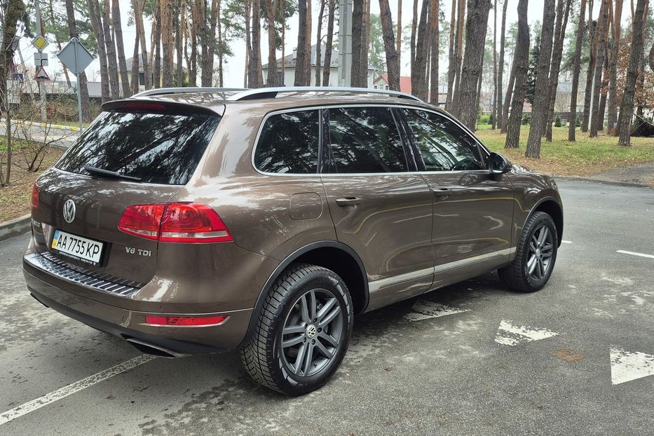 Продам Volkswagen Touareg Life,  +- 280 сил 2011 года в Киеве
