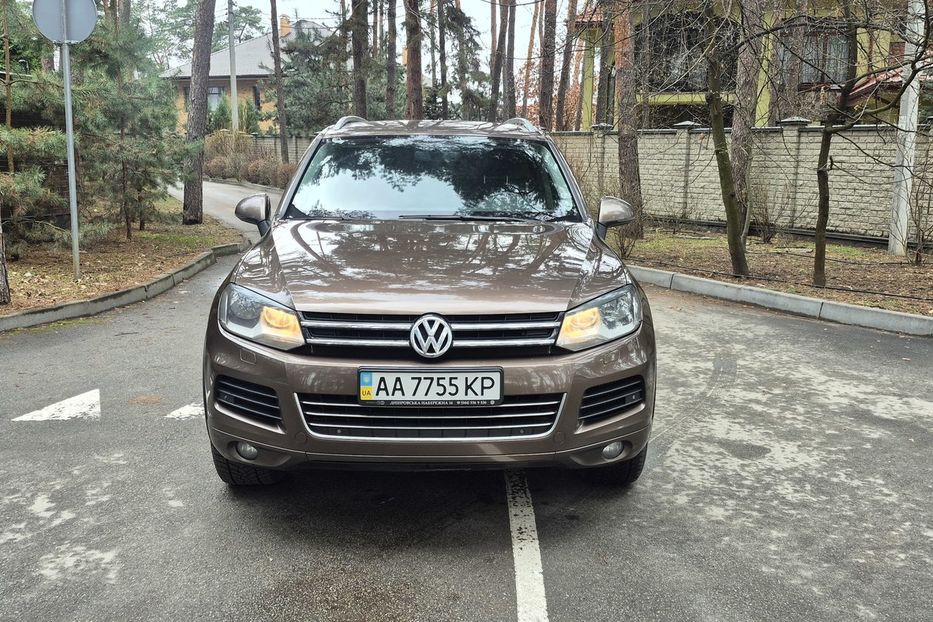 Продам Volkswagen Touareg Life,  +- 280 сил 2011 года в Киеве