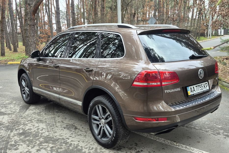 Продам Volkswagen Touareg Life,  +- 280 сил 2011 года в Киеве