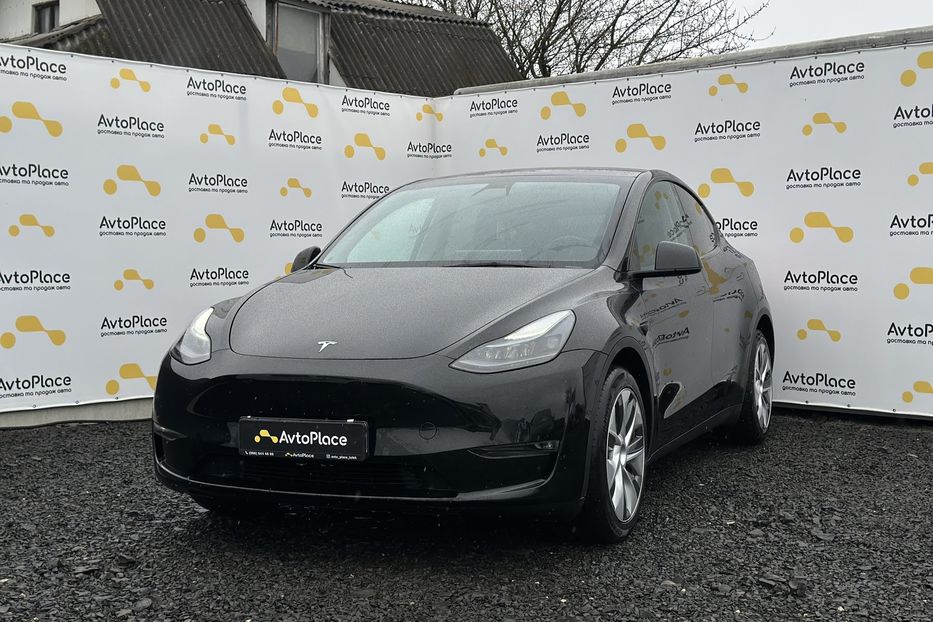 Продам Tesla Model Y 2022 года в Луцке