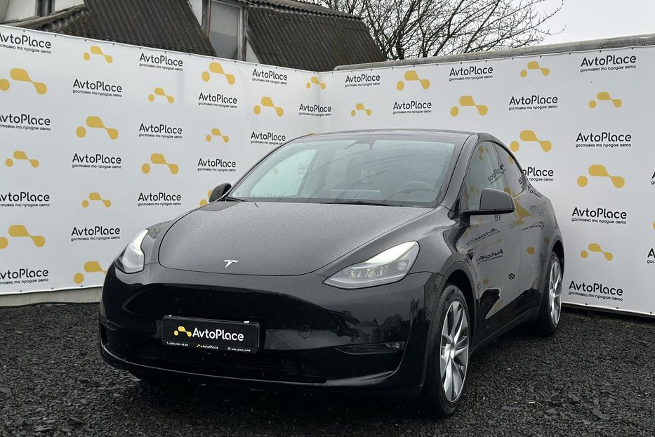 Продам Tesla Model Y 2022 года в Луцке