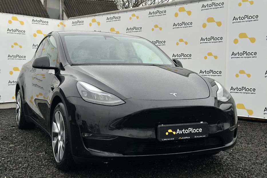 Продам Tesla Model Y 2022 года в Луцке