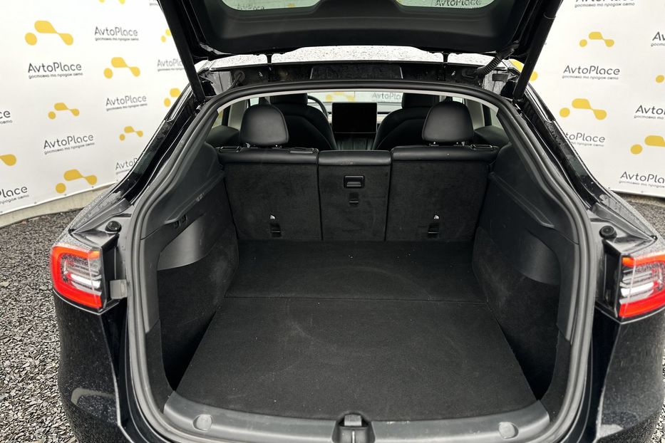 Продам Tesla Model Y 2022 года в Луцке