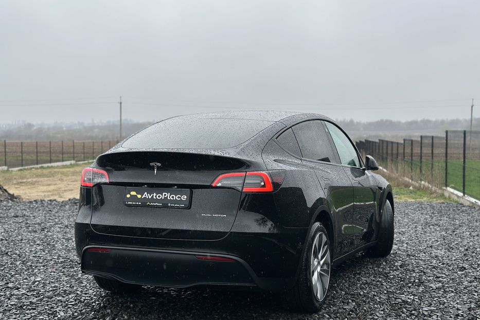 Продам Tesla Model Y 2022 года в Луцке