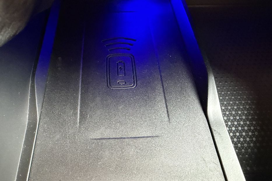 Продам BMW X5 40і 2023 года в Киеве